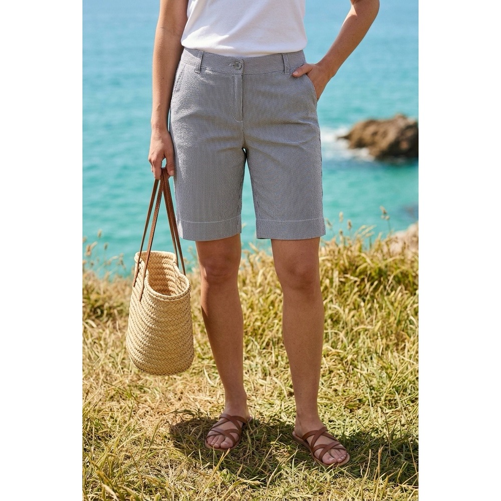 Apostrophe Stretch Blue White Striped Bermuda Shorts Womens 14 Seersucker Style